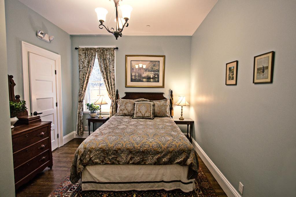 Samuel Sewall Inn Brookline Exterior foto